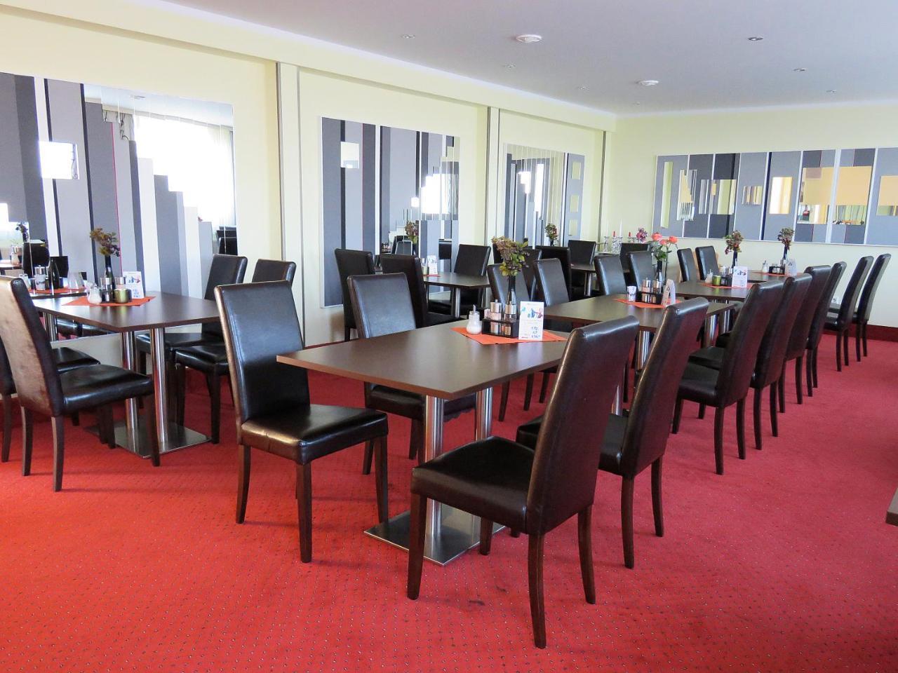 Hotel Residenz Hoessinger Karlstetten Экстерьер фото