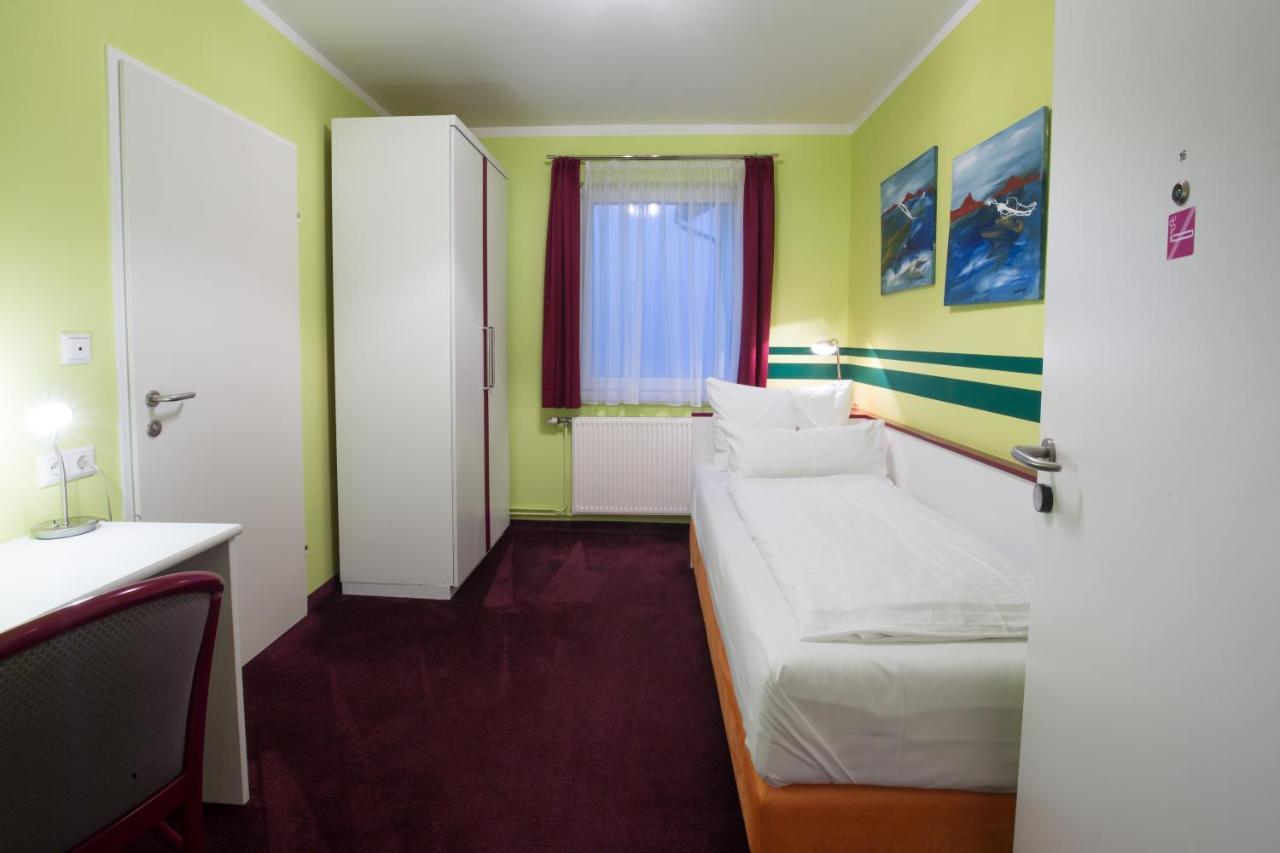 Hotel Residenz Hoessinger Karlstetten Экстерьер фото