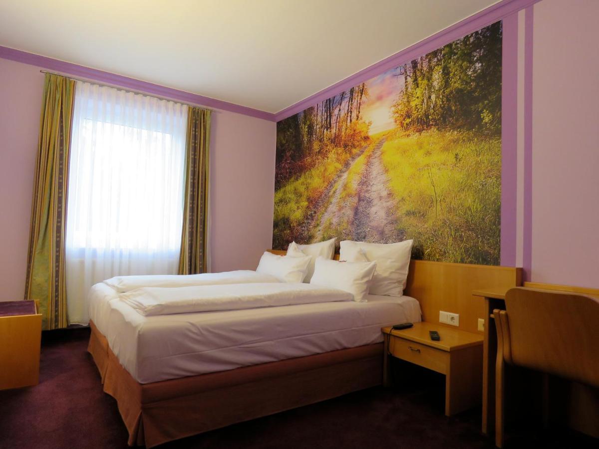 Hotel Residenz Hoessinger Karlstetten Экстерьер фото